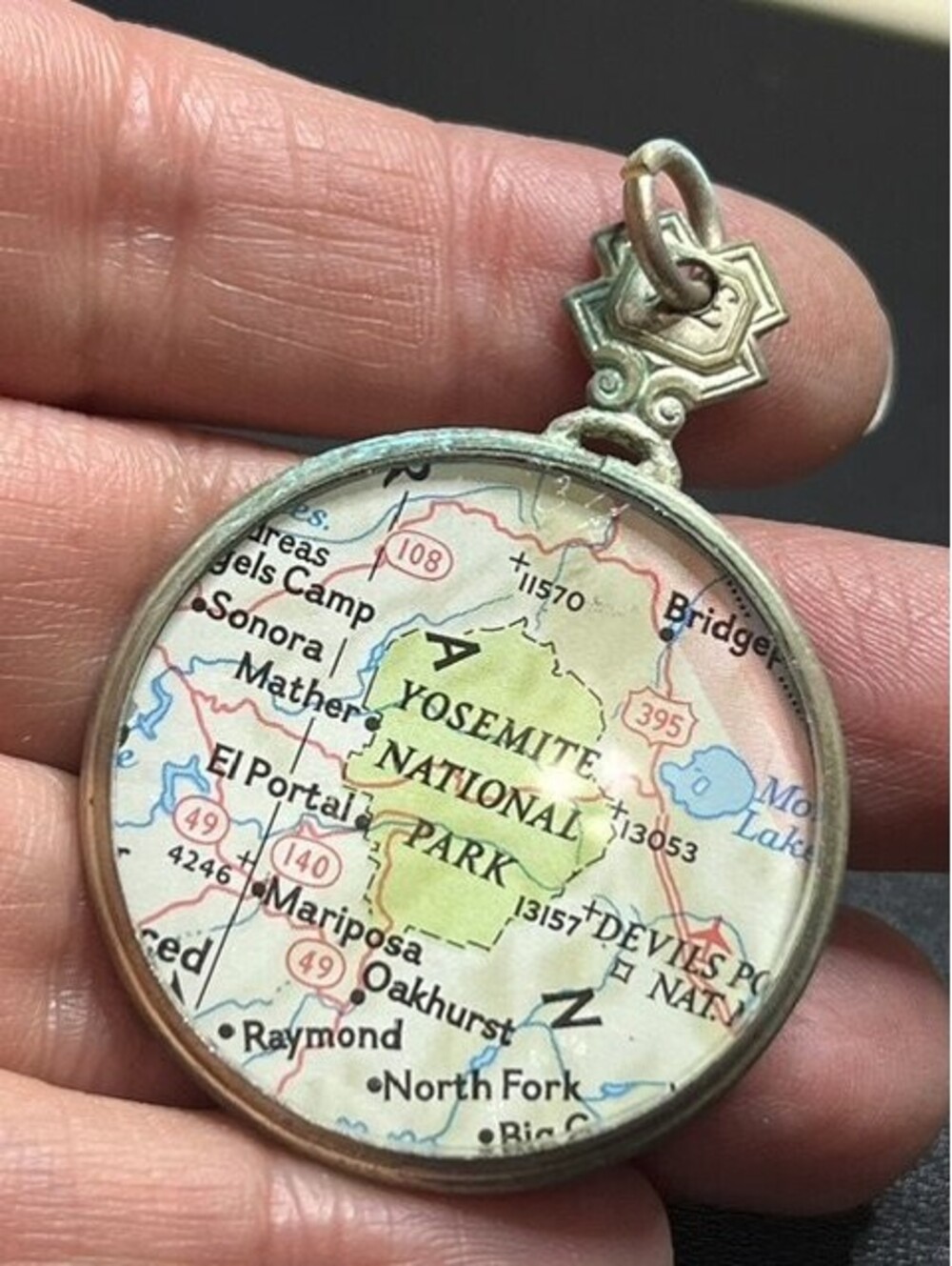 B7407 Vintage Yosemite National Park Map Pendant Silver Tone Travel *
